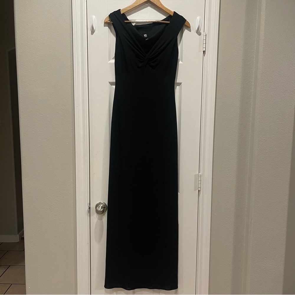 Vtg Laundry By Shelli Segal Long Dress Women’s Sz 4 Black V Neck Formal Stretch